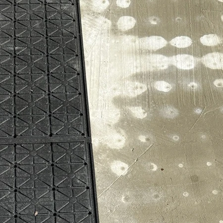 Cyrkulacja powietrza pod płytami